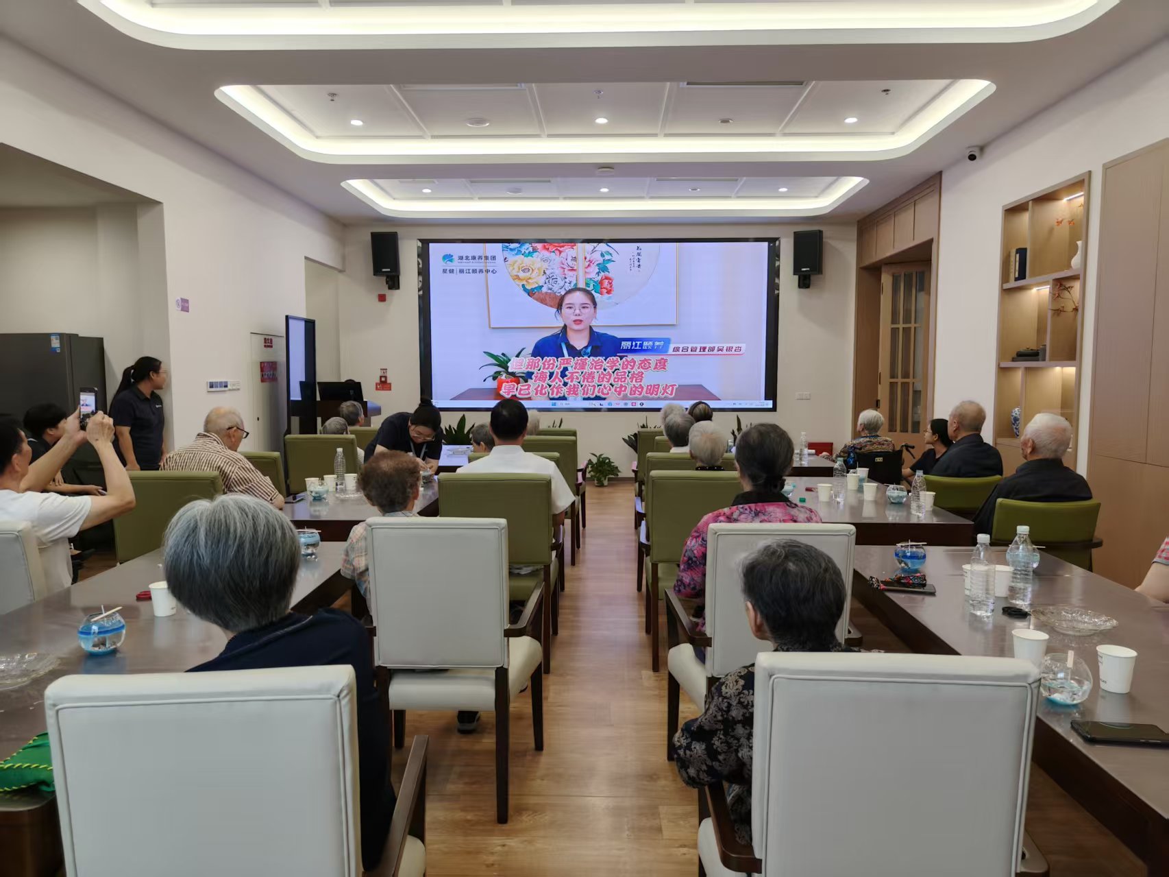 1750d240bf1b75319fd239db2813837f.jpg 电竞游戏