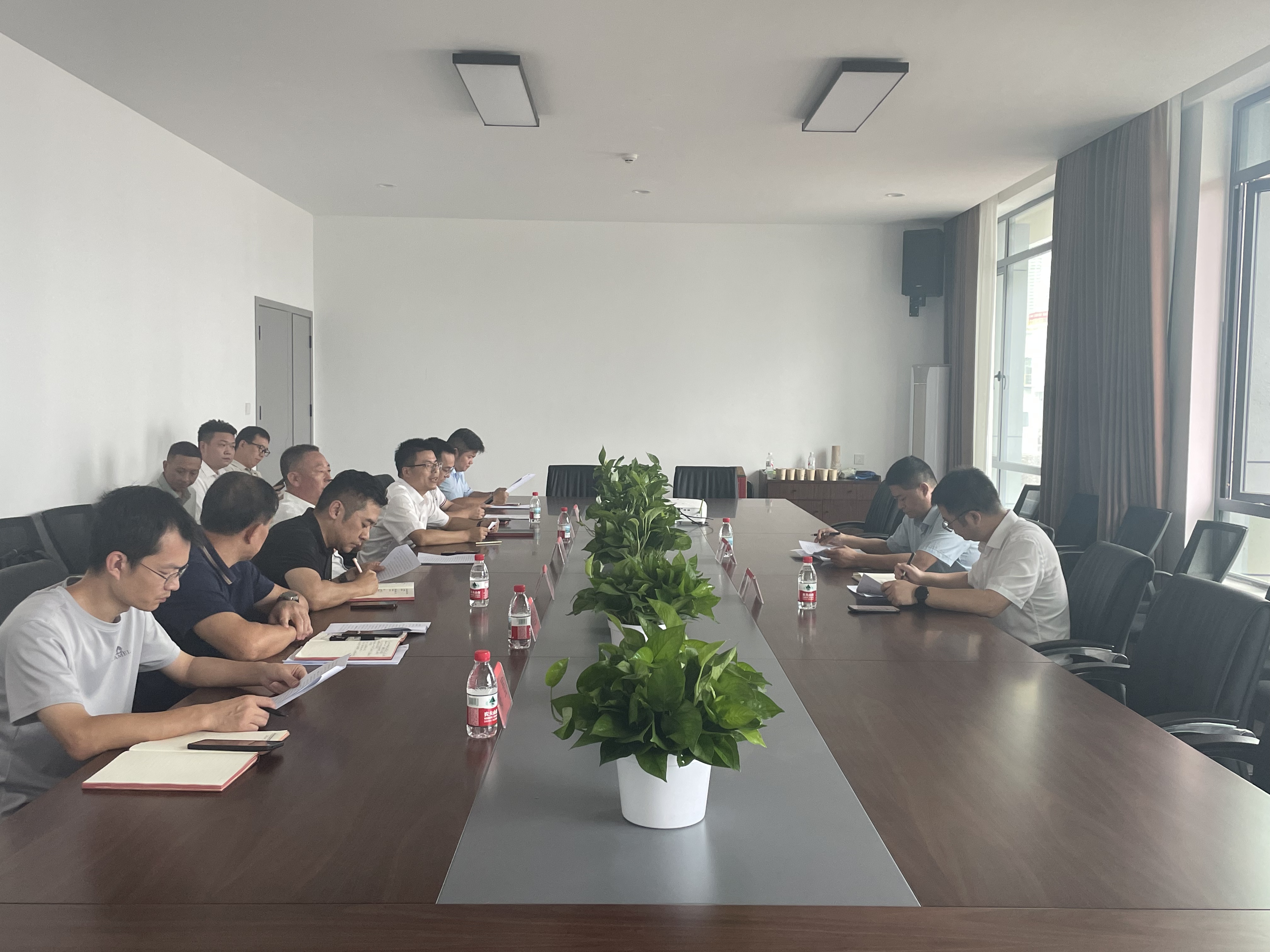 cf8090447bd9e50dbf5d78a26d794faa.jpg 电竞游戏