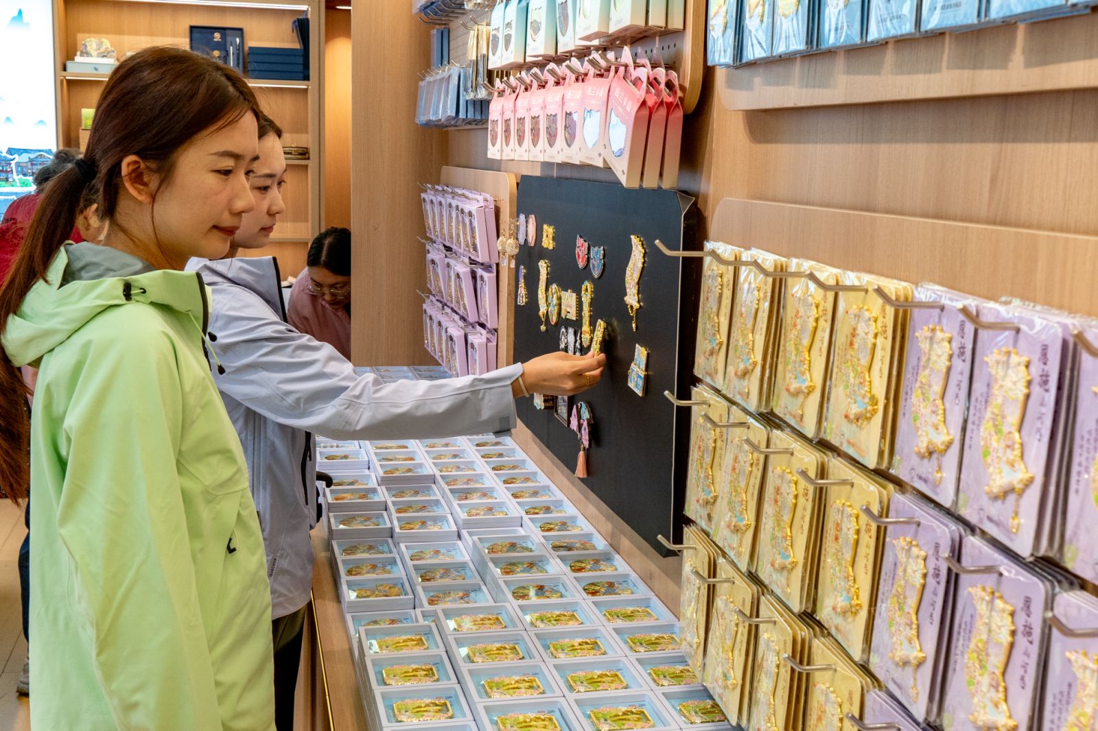 微信图片_20250928103448_13_564.jpg 电竞游戏