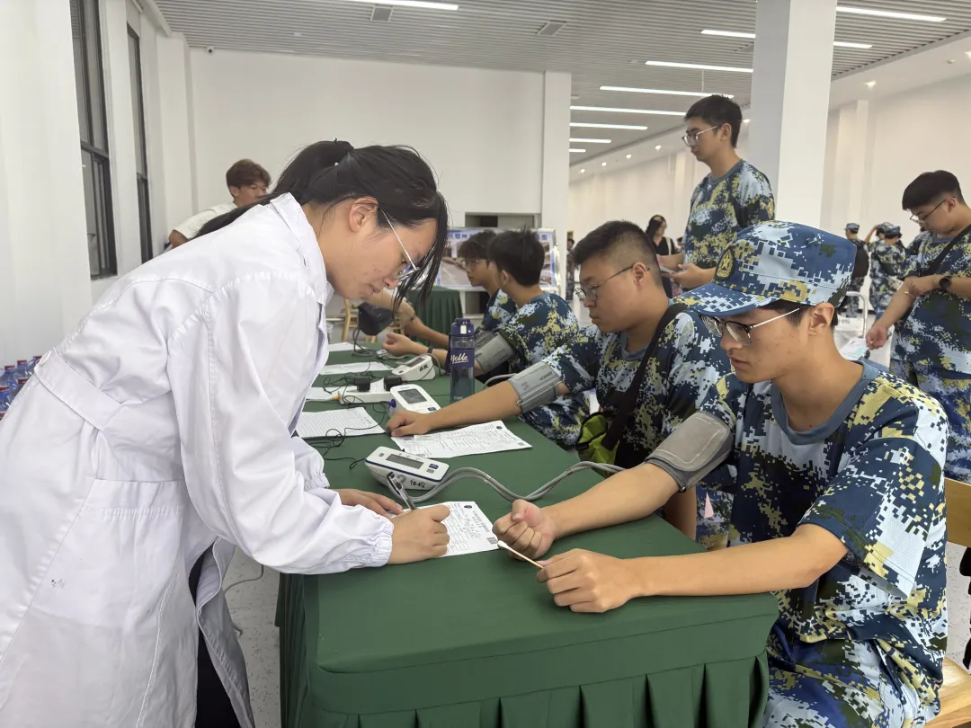 f29c8168-b0dc-4574-baba-a8801a742039.png 电竞游戏