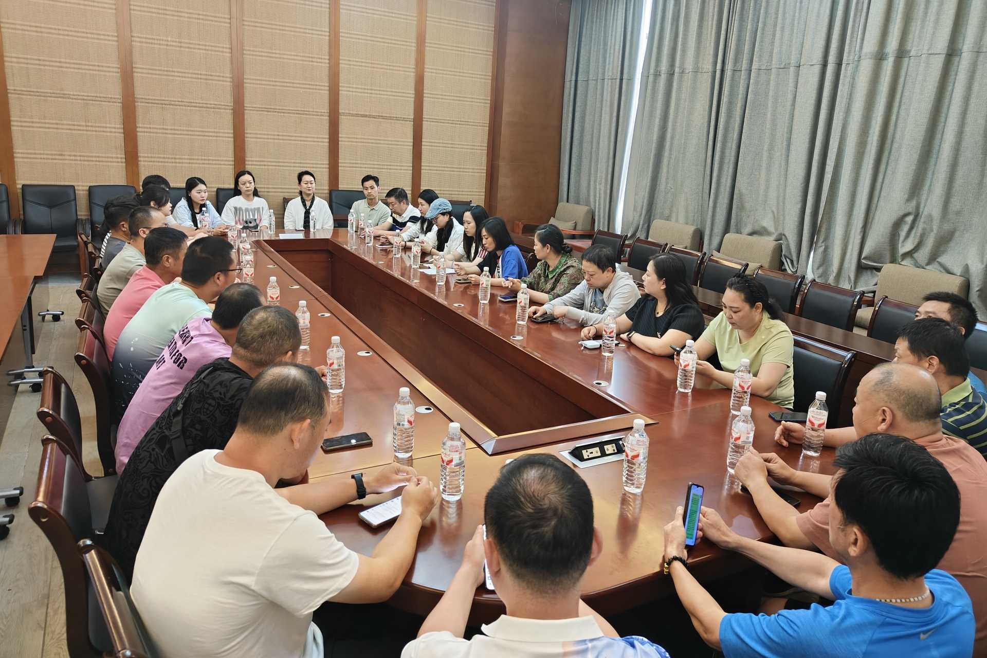 疗休养2.jpg 电竞游戏