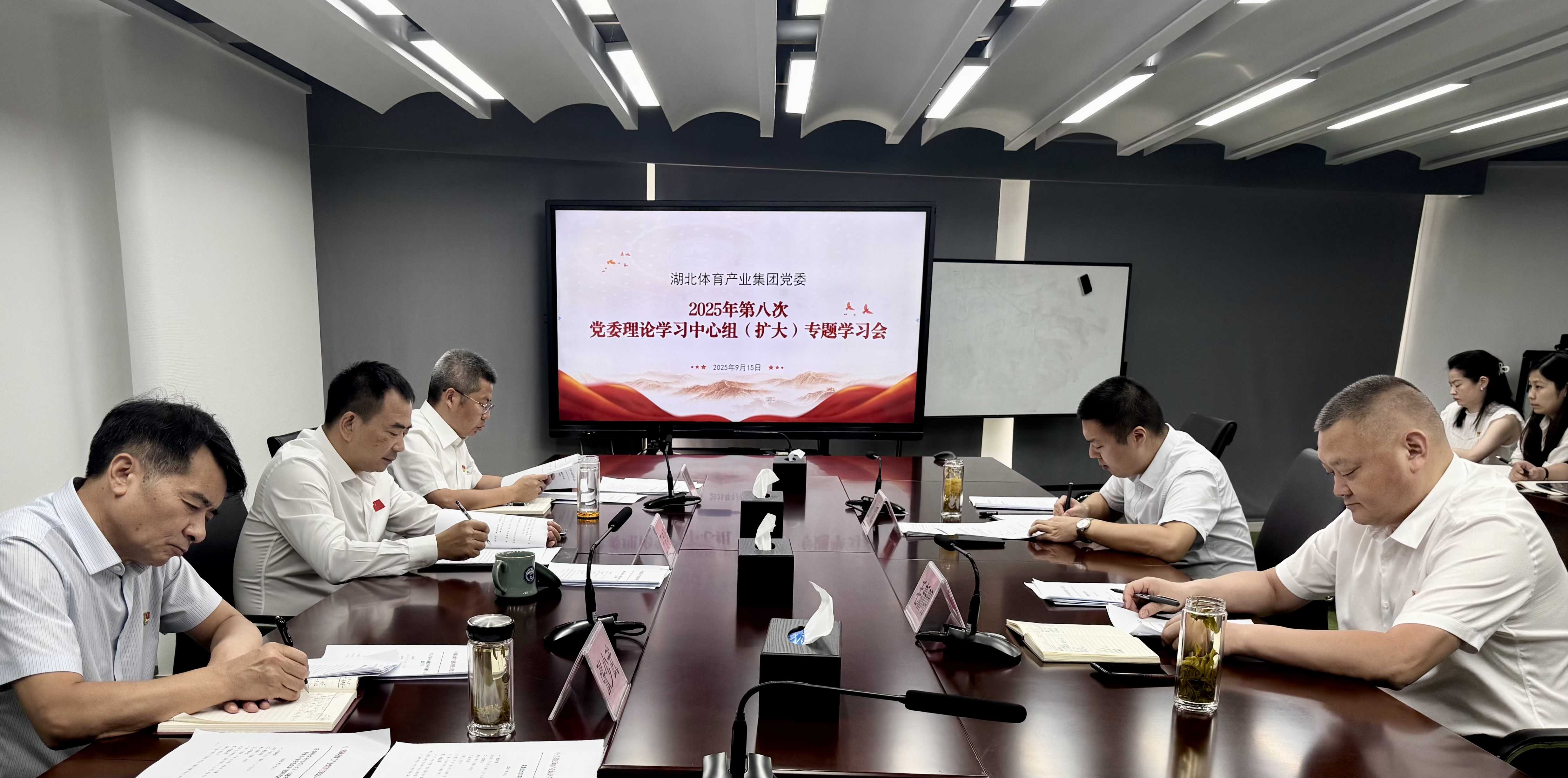 e9c711debe2e97984d810dfae3f8efc1.jpg 电竞游戏