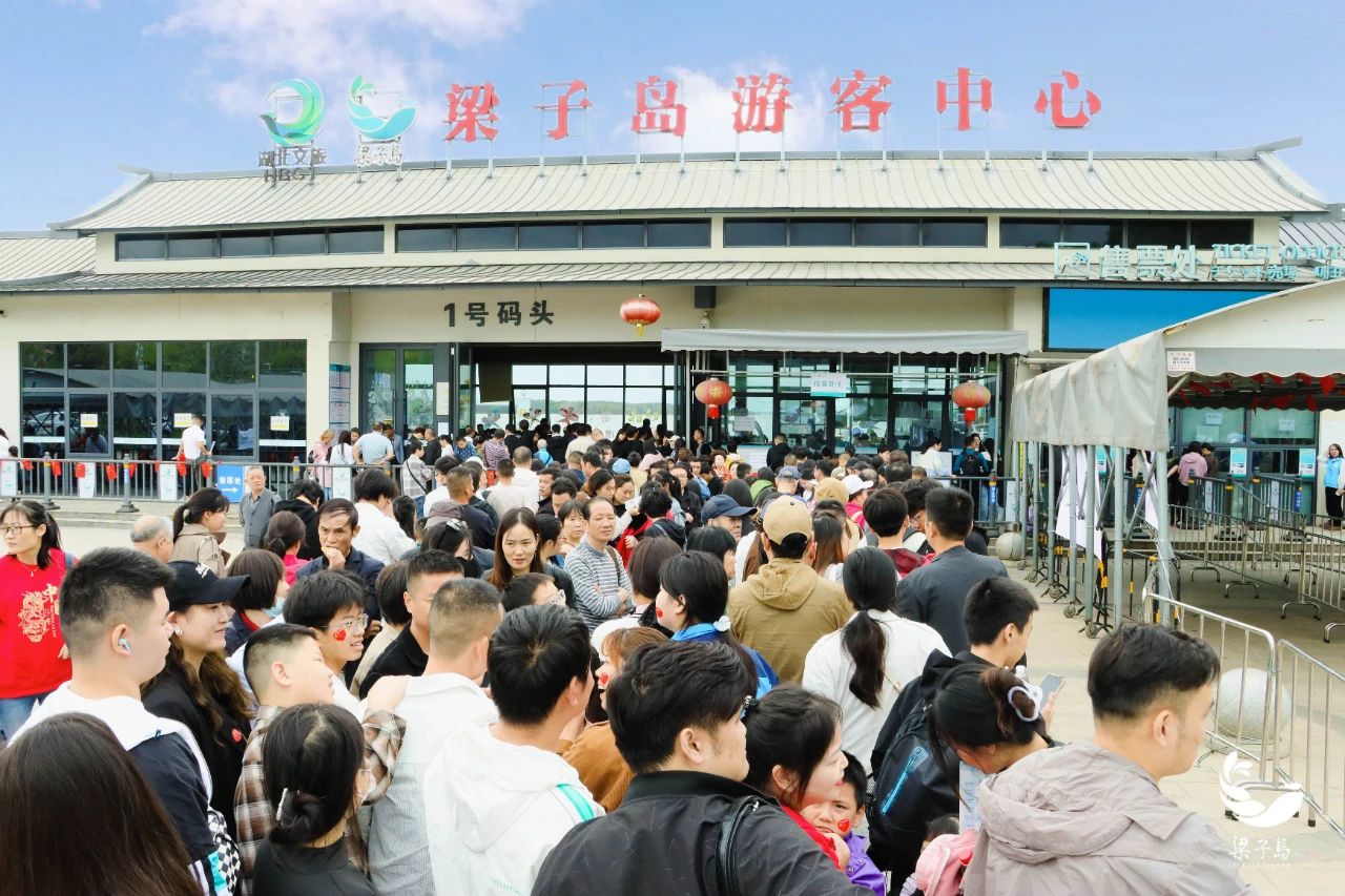 bb4ebbeb9d040217aa7e1b9e5821d4f.jpg 电竞游戏