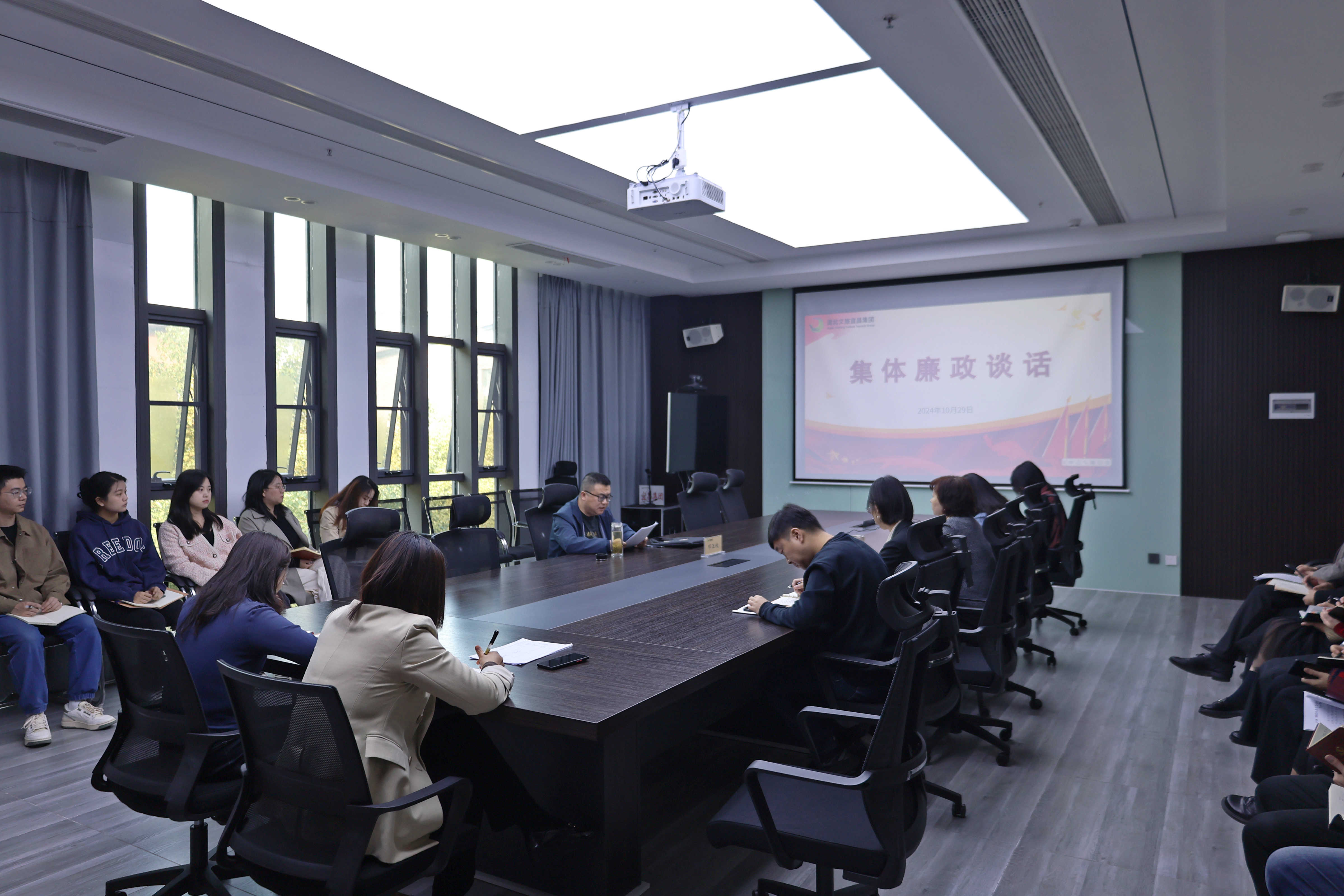 精选.jpg 电竞游戏