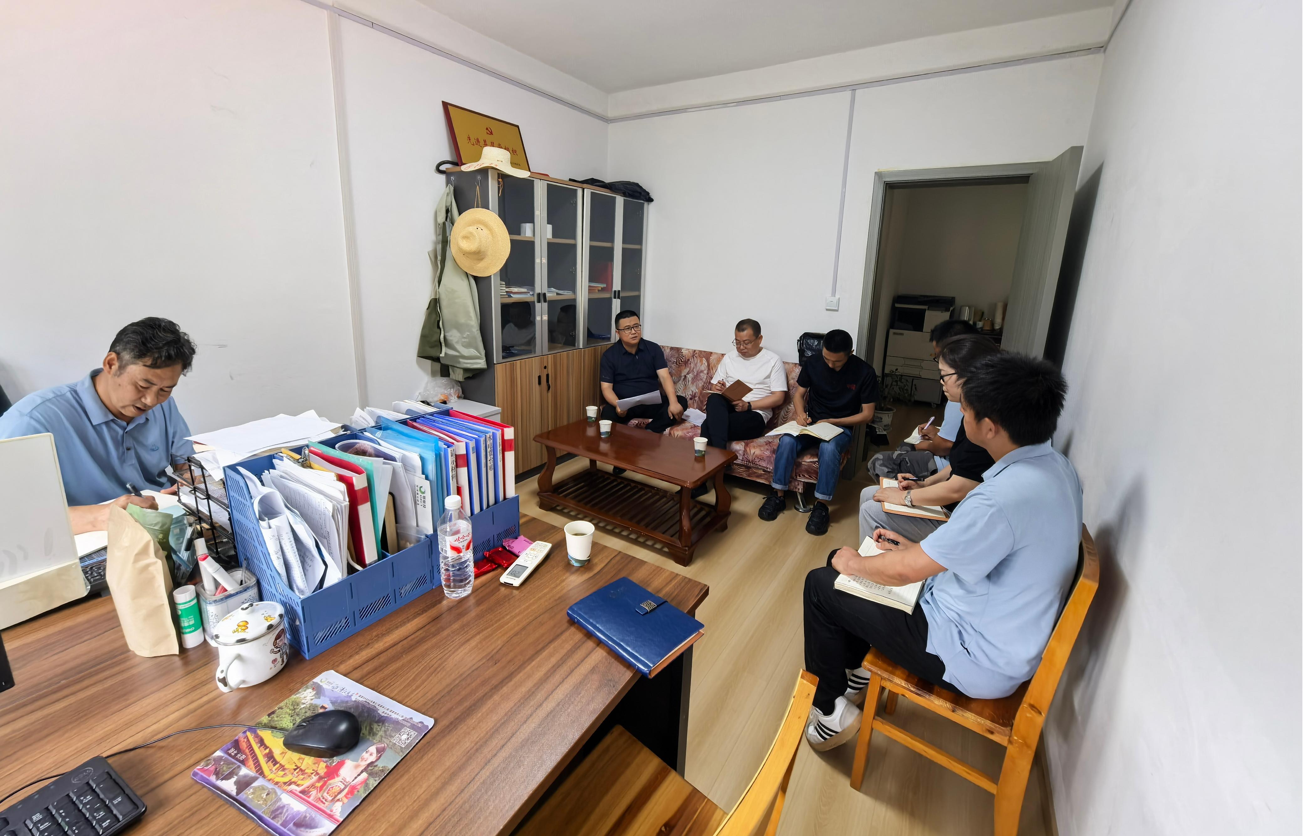 lQDPKc_eNmZL2xvNDDDNEECw1Kq1Ii-CpdQID1tyTqO1AA_4160_3120.jpg 电竞游戏