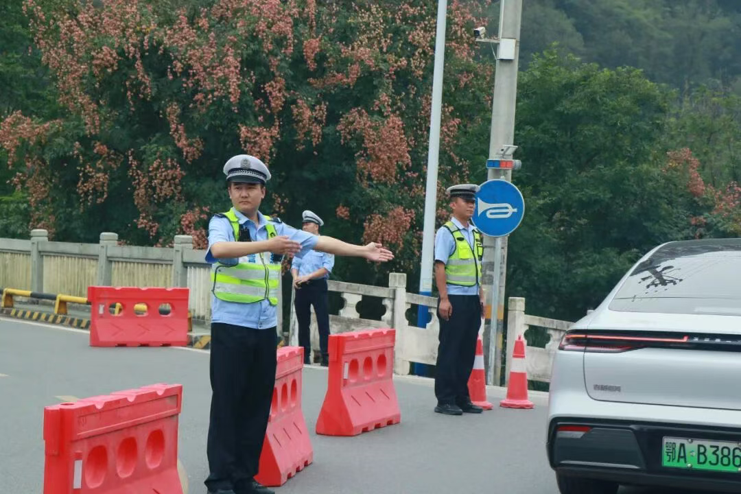微信图片_2025-10-10_144523_122.png 电竞游戏
