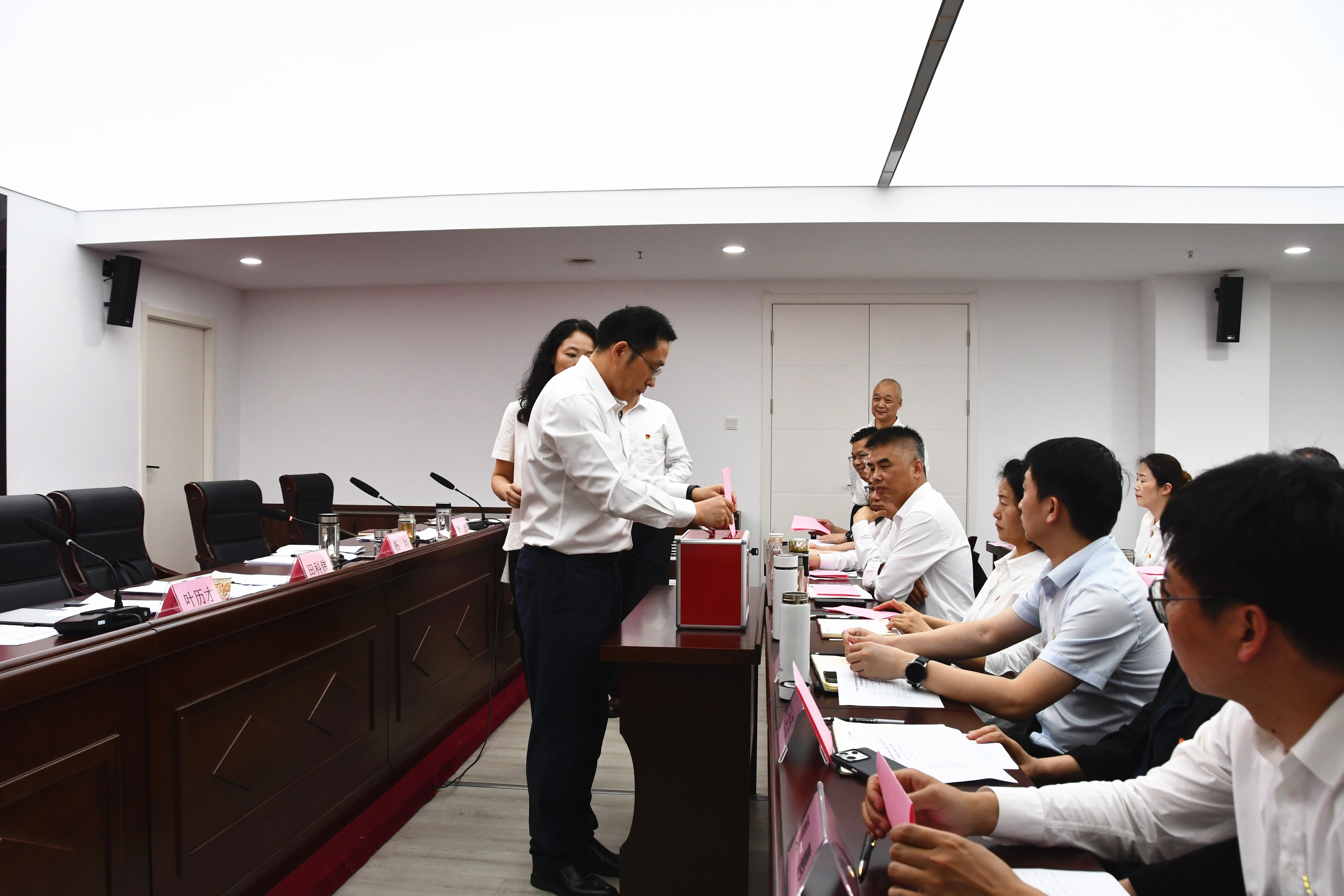 党代会 投票.jpg 电竞游戏